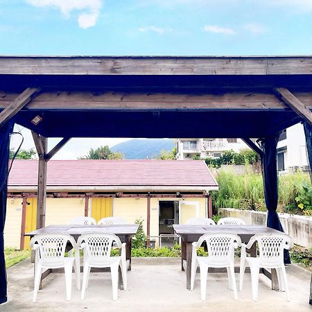 Готель Asobibase Yamabare-House Ishigaki  Екстер'єр фото