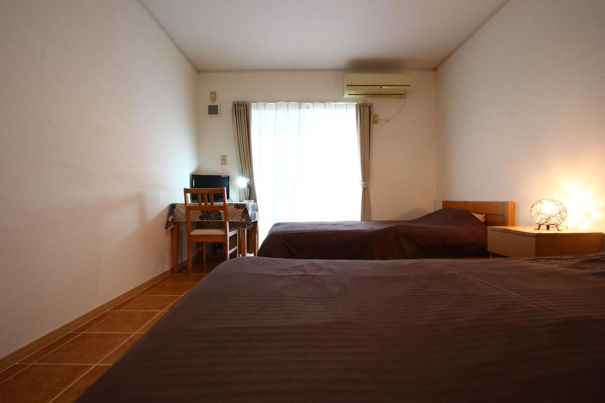 Готель Asobibase Yamabare-House Ishigaki  Екстер'єр фото